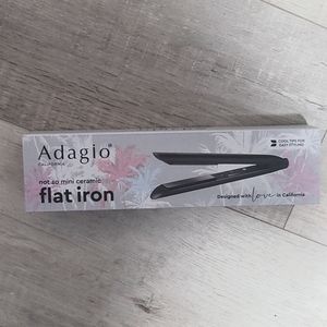 Adagio not so mini flat iron